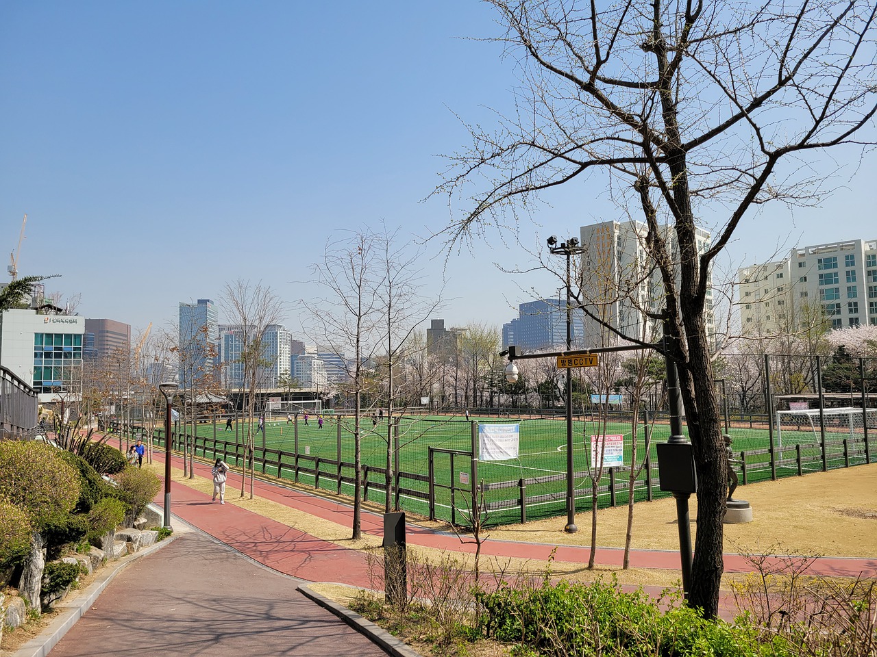 到类似的例 到类似的例